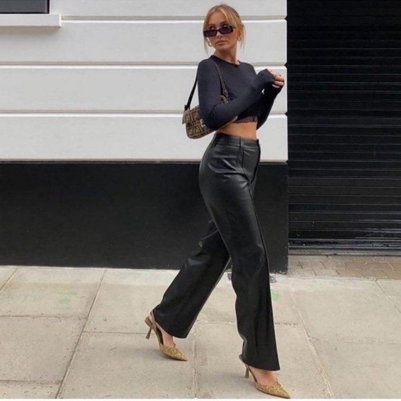 NWT ZARA Pants Faux Leather Vegan Straight Leg Contrast Stitching Black Size M - Picture 16 of 16